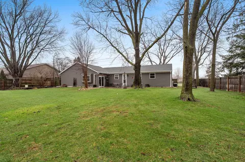 Exterior - 5000 N French Rd, Appleton, WI 54913 photo 5 of 15