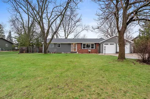 Exterior - 5000 N French Rd, Appleton, WI 54913 photo 14 of 15