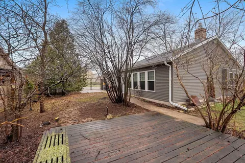 Exterior - 5000 N French Rd, Appleton, WI 54913 photo 12 of 15