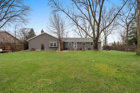 Exterior - 5000 N French Rd, Appleton, WI 54913 photo 7 of 15