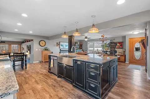 Kitchen - 5000 N French Rd, Appleton, WI 54913 photo 2 of 8