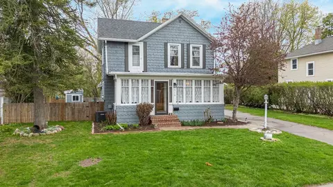 715 N Harriman St, Appleton, WI 54911