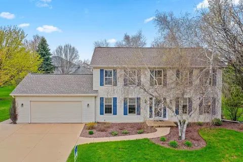 228 Bosworth Ln, Neenah, WI 54956
