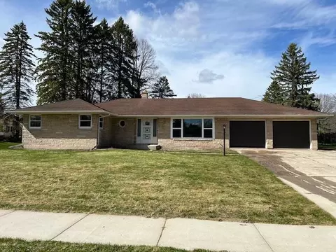508 Waldo Blvd, Manitowoc, WI 54220