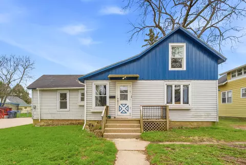 314 E Hancock St, New London, WI 54961