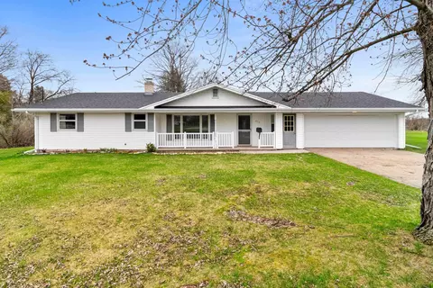 616 Hyland Ave, Casco, WI 54205