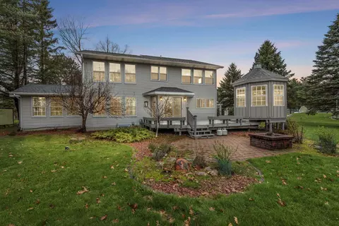 204875 Lake Dr, Rosholt, WI 54473