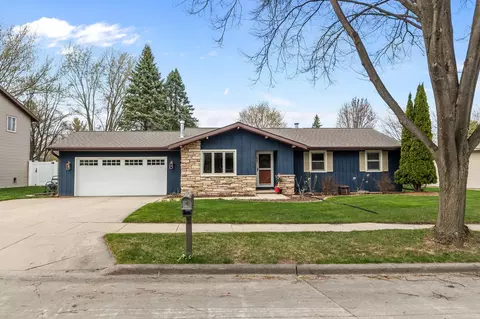 3008 E Killdeer Ln, Appleton, WI 54915