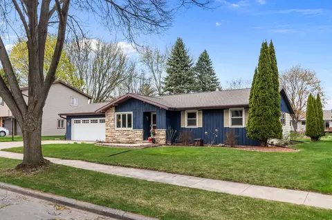 Exterior - 3008 E Killdeer Ln, Appleton, WI 54915 photo 15 of 16