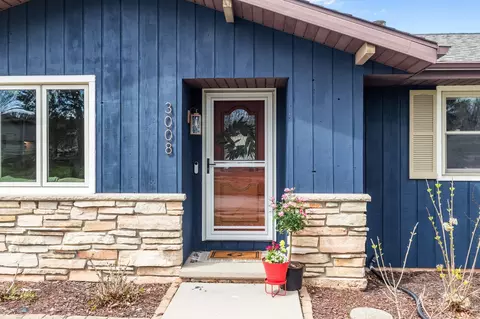 Exterior - 3008 E Killdeer Ln, Appleton, WI 54915 photo 4 of 16