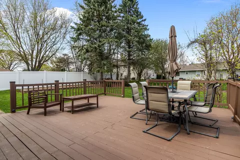 Exterior - 3008 E Killdeer Ln, Appleton, WI 54915 photo 5 of 16