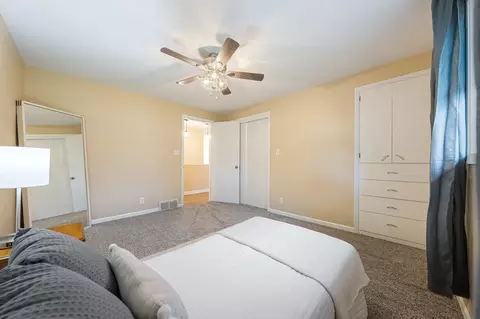 Bedroom - 1034 S Ridge Ln, Appleton, WI 54914 photo 5 of 5