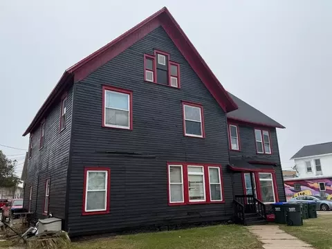 409 3rd St, Algoma, WI 54201
