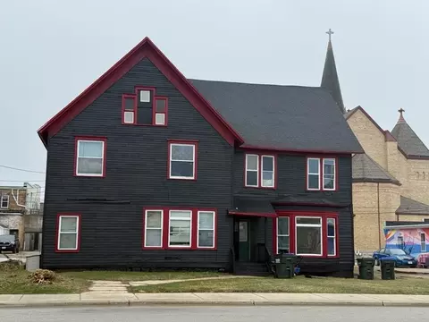 409 3rd St, Algoma, WI 54201 photo 2
