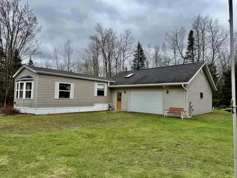 17655 Island Ln, Townsend, WI 54175