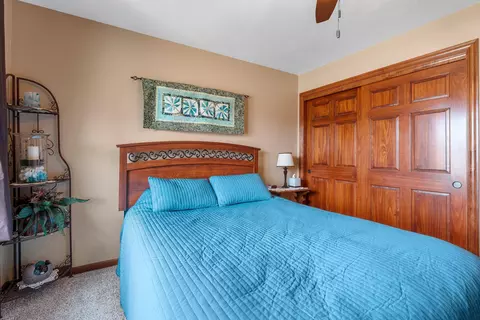 Bedroom - 177 E Clearwater Ct, Appleton, WI 54913 photo 7 of 8