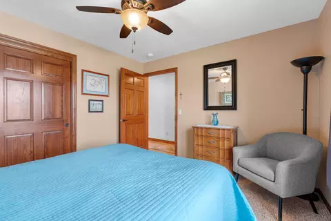 Bedroom - 177 E Clearwater Ct, Appleton, WI 54913 photo 8 of 8