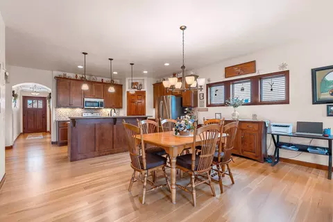 Dining - 177 E Clearwater Ct, Appleton, WI 54913 photo 2 of 3