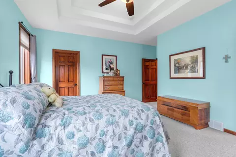 Bedroom - 177 E Clearwater Ct, Appleton, WI 54913 photo 4 of 8