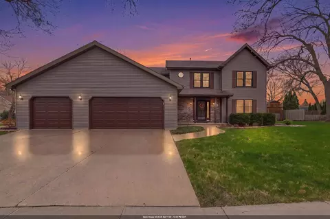 1630 Maricopa Dr, Oshkosh, WI 54904