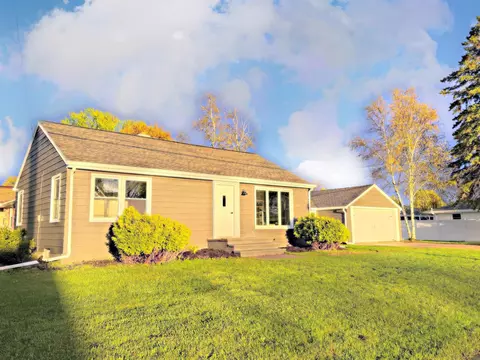 Exterior - 1936 N Mason St, Appleton, WI 54914 photo 2 of 3