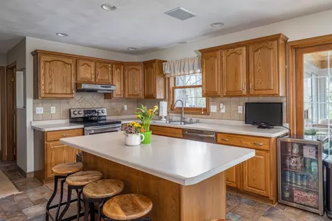 Kitchen - w5940 Moonflower Drive, Appleton, WI 54915 photo 1 of 4