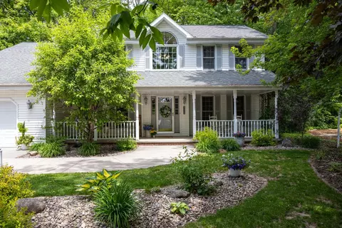 Exterior - w5940 Moonflower Drive, Appleton, WI 54915 photo 2 of 15