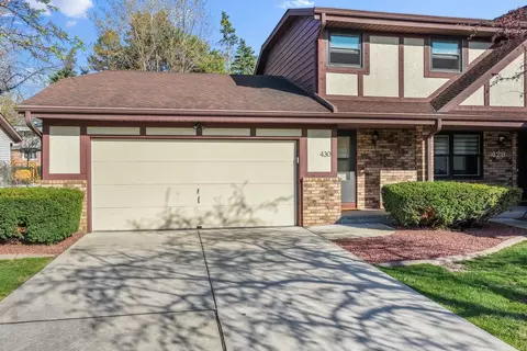 430 Silver Spring Dr, Green Bay, WI 54303