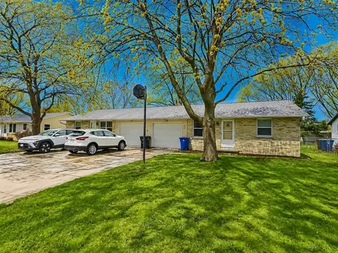 1665 W Paulson Rd, Green Bay, WI 54313