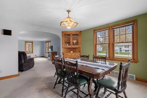 Dining - 2301 Carleton Ave, Appleton, WI 54915 photo 3 of 3