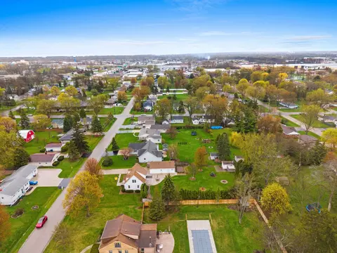 View/Area - 2301 Carleton Ave, Appleton, WI 54915 photo 11 of 12