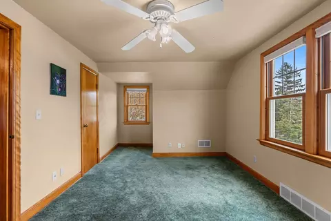 Bedroom - 2301 Carleton Ave, Appleton, WI 54915 photo 8 of 9