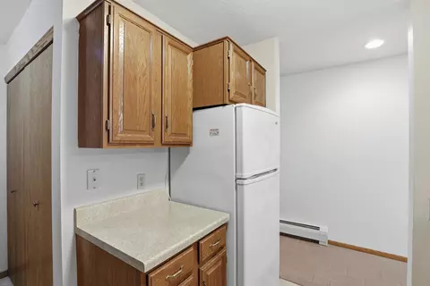 Kitchen - 82 Spencer Village Ct, Appleton, WI 54914 photo 3 of 3
