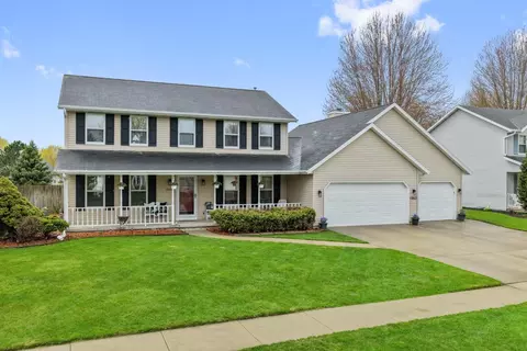 1960 Charles St, De Pere, WI 54115