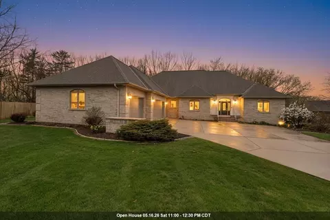 3335 Langdon St, Green Bay, WI 54311
