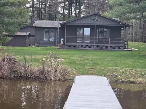 w10962 South Curtis Lake Lane, Coloma, WI 54930
