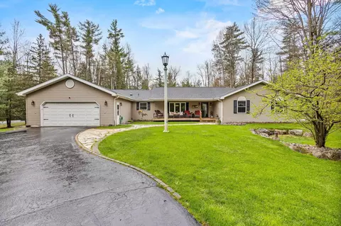 Exterior - 4775 Pine Ridge Trl, Abrams, WI 54101 photo 3 of 26