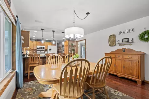 Dining - 4775 Pine Ridge Trl, Abrams, WI 54101 photo 3 of 6