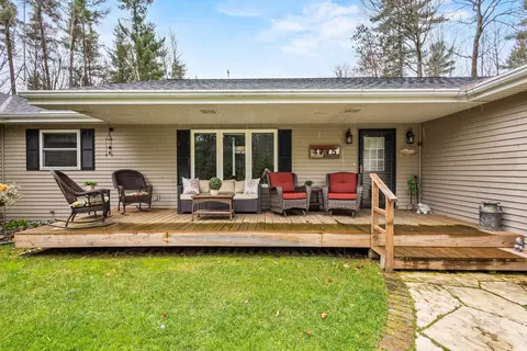 Exterior - 4775 Pine Ridge Trl, Abrams, WI 54101 photo 8 of 26