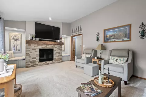 Living - 4775 Pine Ridge Trl, Abrams, WI 54101 photo 3 of 7