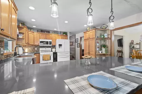 Kitchen - 4775 Pine Ridge Trl, Abrams, WI 54101 photo 6 of 6