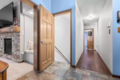 Entry Way - 4775 Pine Ridge Trl, Abrams, WI 54101 photo 5 of 5