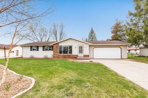 2589 Haven Rd, Green Bay, WI 54313
