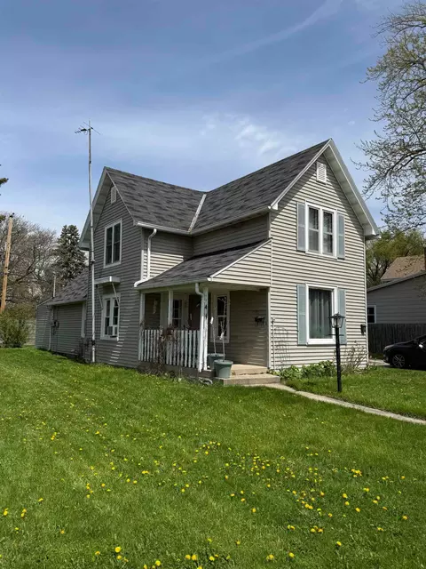 417 E Merrill Ave, Fond Du Lac, WI 54935