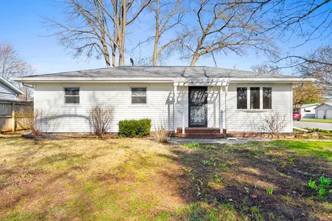 1146 S River St, Shawano, WI 54166