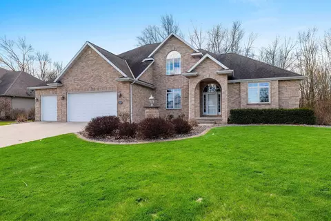 3128 Warm Springs Dr, Green Bay, WI 54311