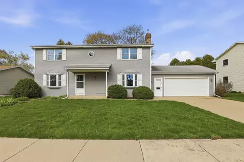 3113 N Peachtree Ln, Appleton, WI 54911