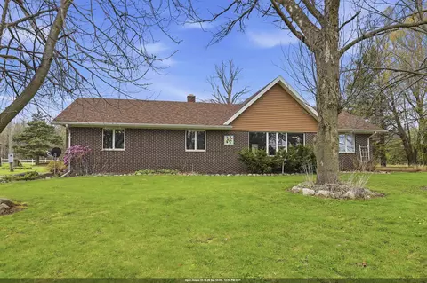 n5155 French Road, Seymour, WI 54165