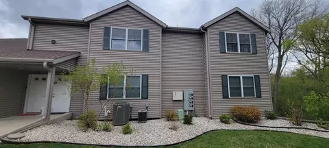 41 Scenic Cir, Fond Du Lac, WI 54935
