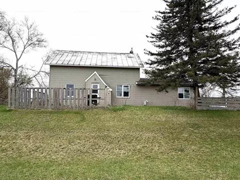 w4663 Woodlund Road, Peshtigo, WI 54157